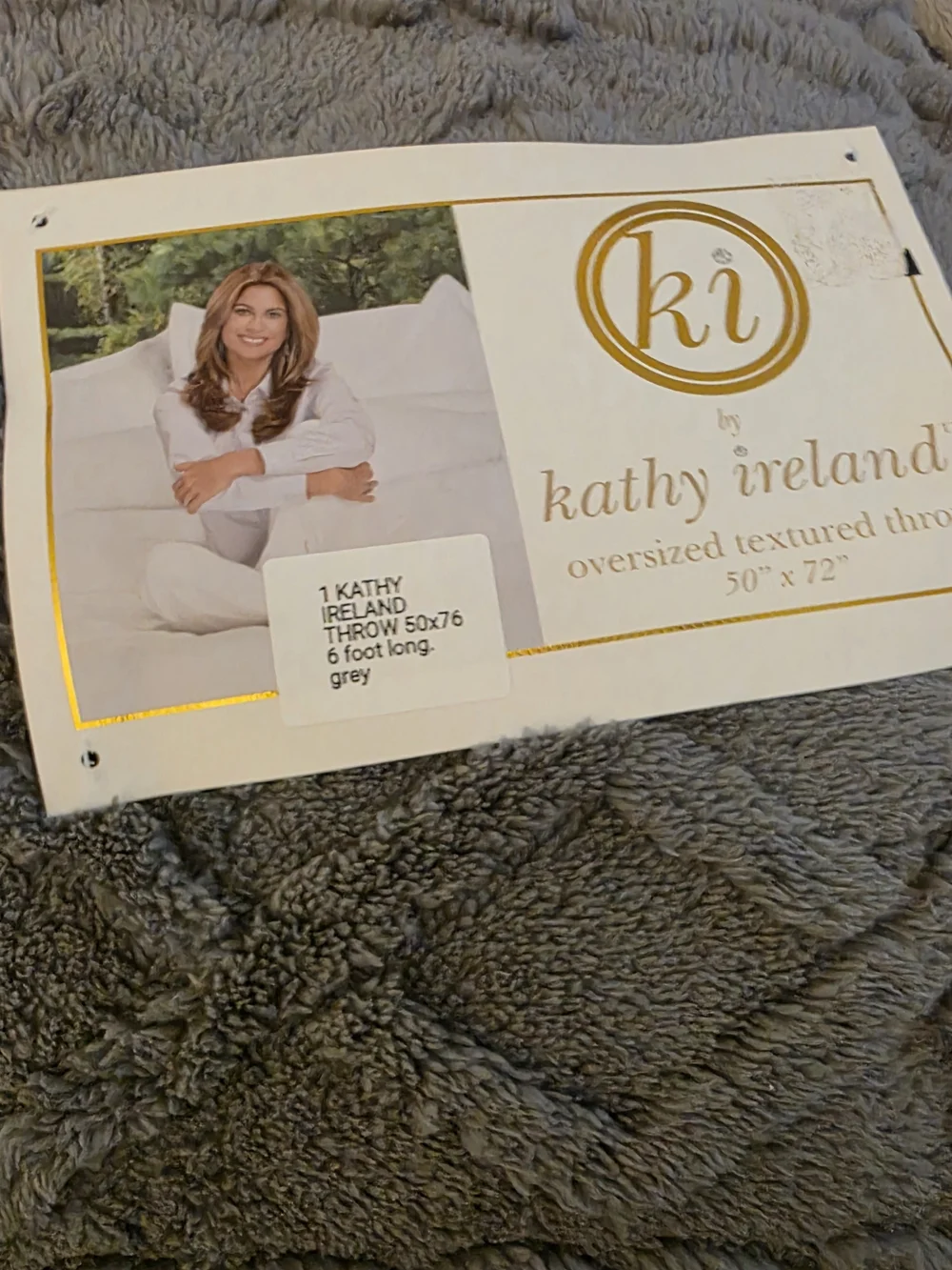 kathy ireland Plush Oversized Textured Throw Blanket - Grey